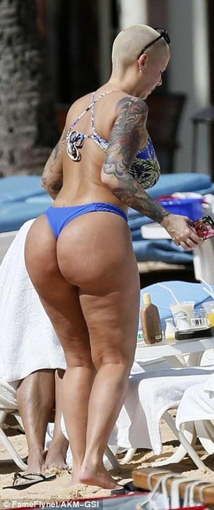 Amber Rose'un seksi paylaşımı tepki çekti!