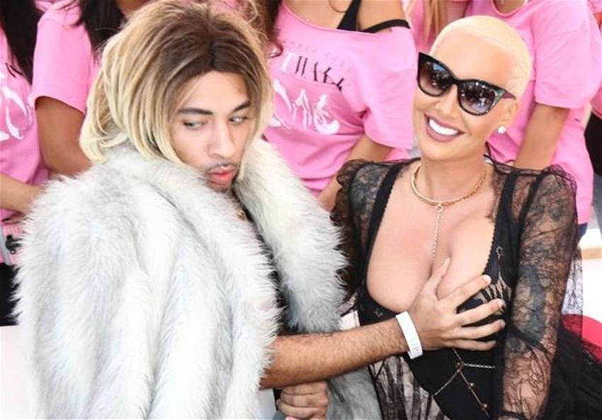 Amber Rose'un seksi paylaşımı tepki çekti!