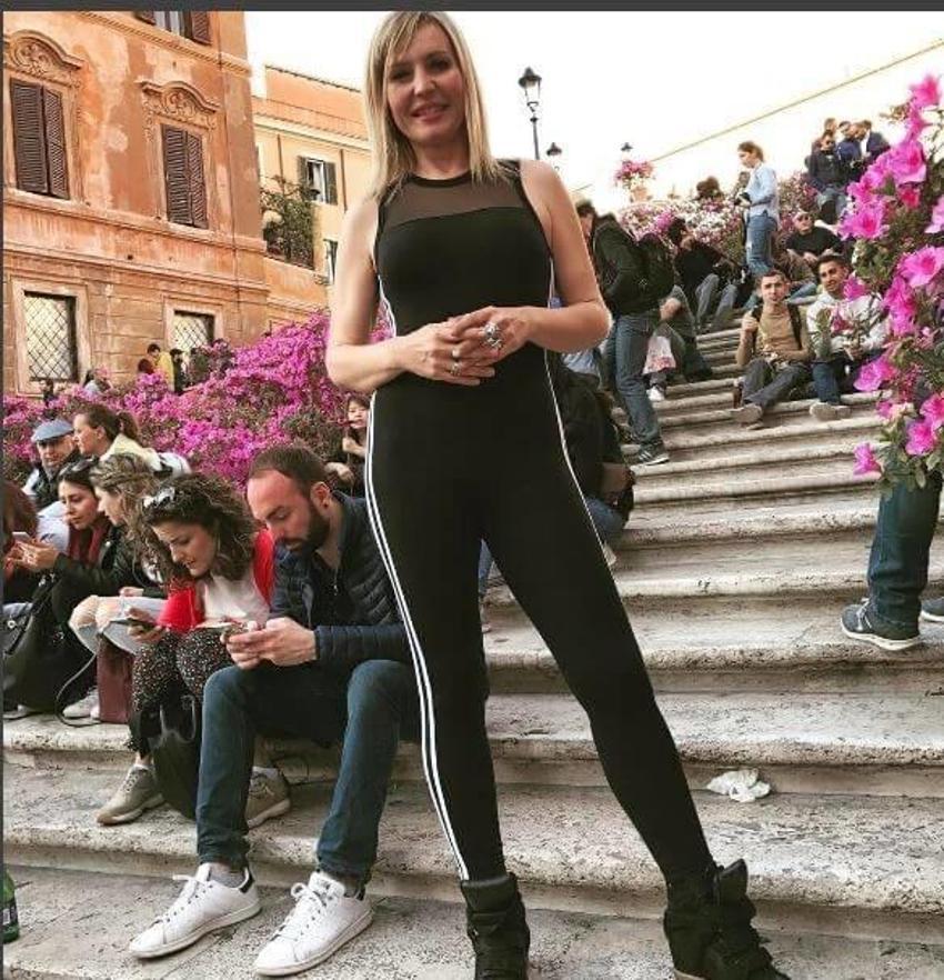 Seda Akgül: Kendi kendimize üreyemiyoruz!