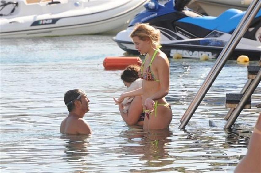 Ve müjdeyi verdi! 2018'de bebek geliyor...