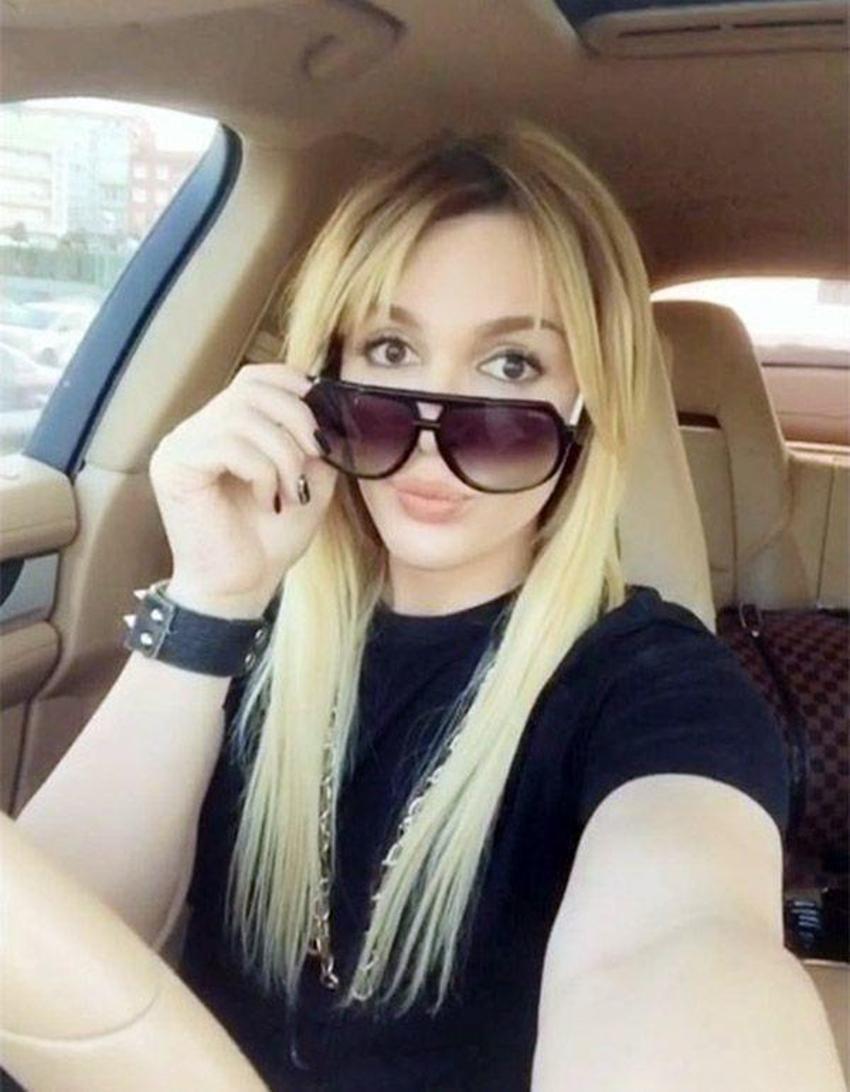 Selin Ciğerci'nin futbolcu aşkından şok hareket!