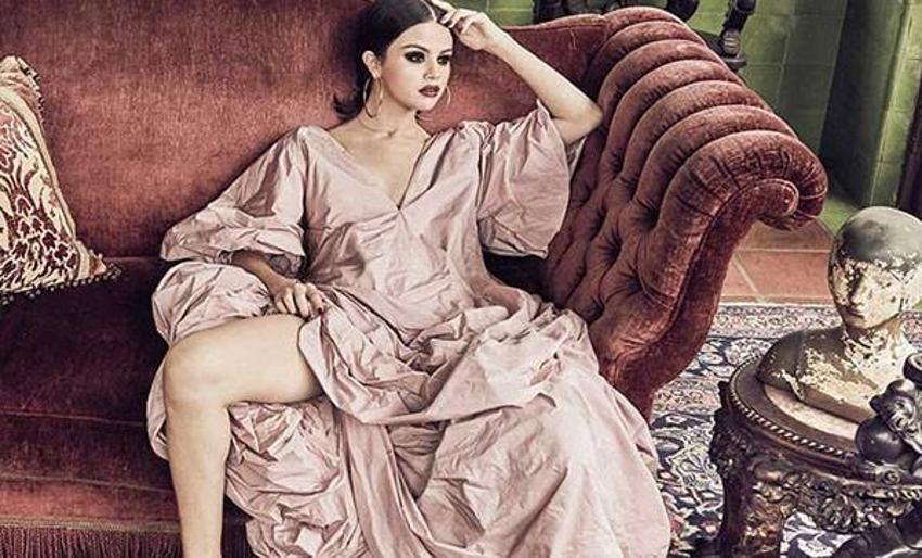 Selena Gomez'den seksi çekim!