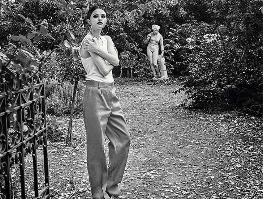 Selena Gomez'den seksi çekim!