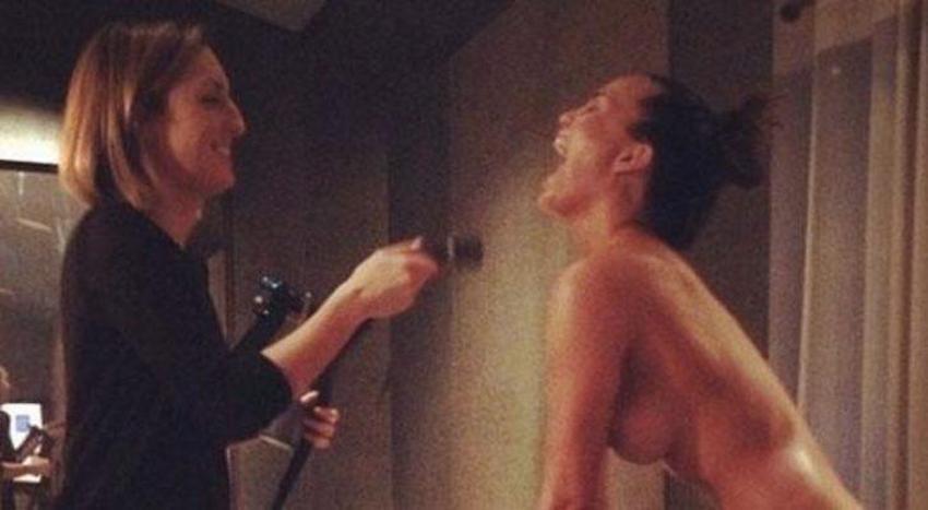 Ünlü çiftin kızından olay paylaşım!