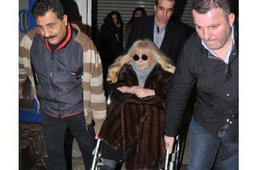 İnanılmaz! Zerrin Özer'in son hali...