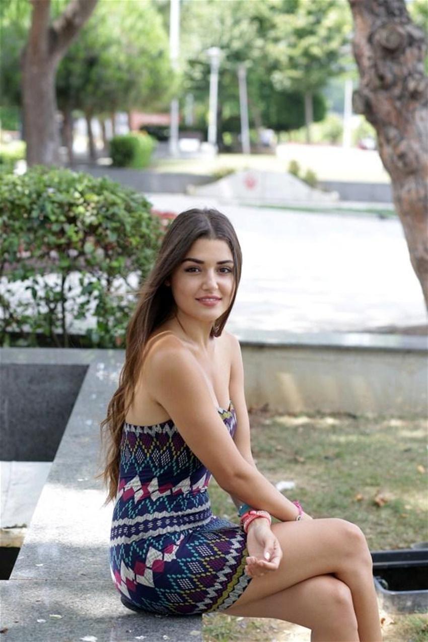 Hande Erçel hızlı çıktı! 6 ayda 3 sevgili...