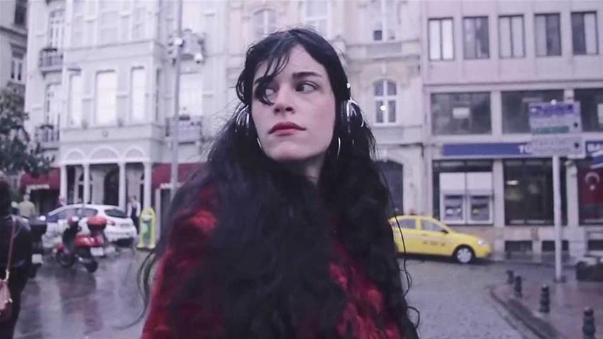 Kıvılcım Ural'dan yılın itirafı: 16 yaşında onunla birlikte oldum!