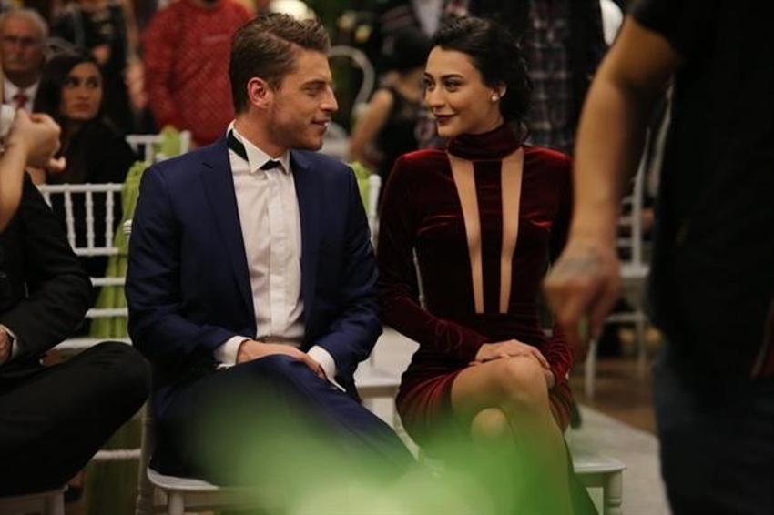 Merve Çağıran öyle biriyle yakalandı ki...