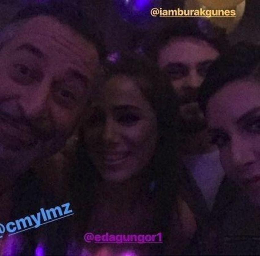 Hem eski eşi ve hem de sevgilisiyle eğlendi!