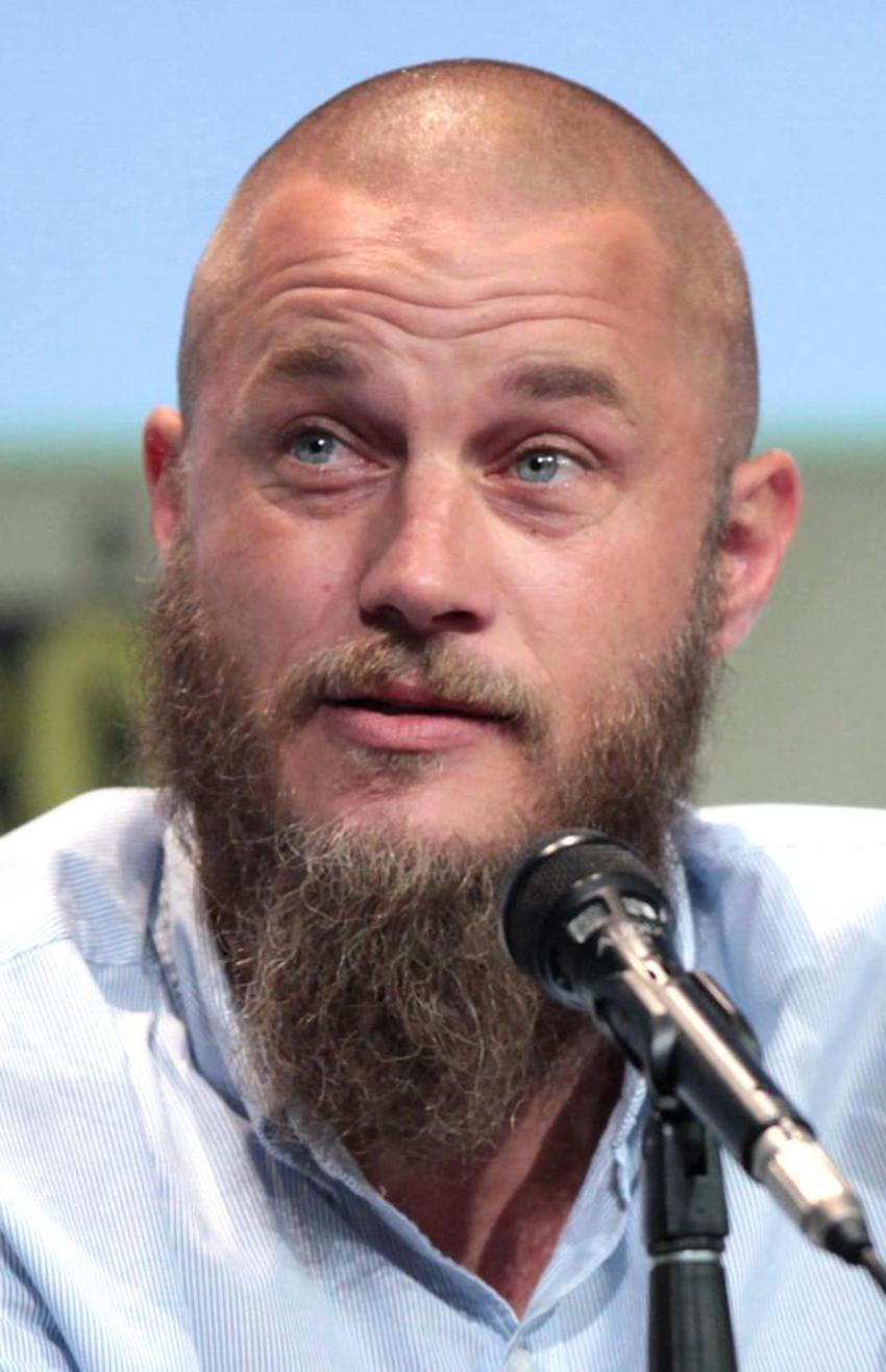 Aslışah Alkoçlar ile 'Kral Ragnar' aşk yaşıyor!