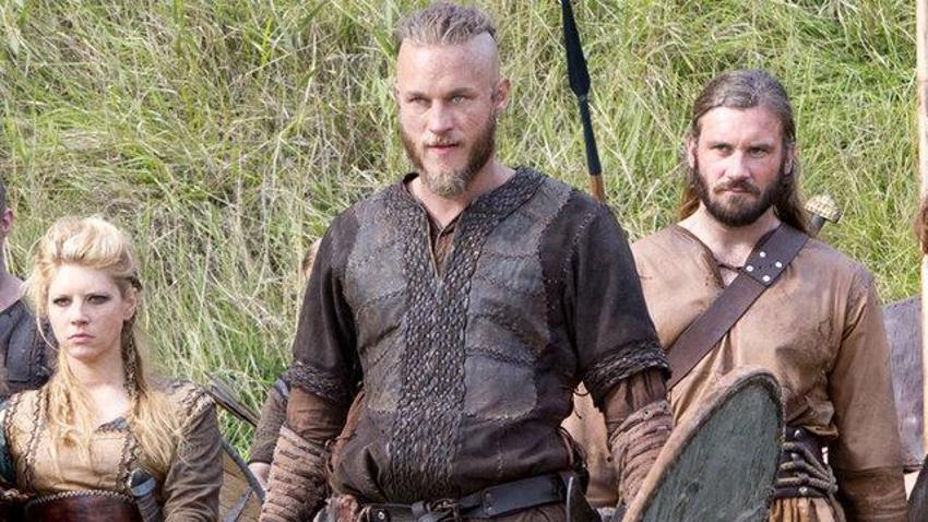Aslışah Alkoçlar ile 'Kral Ragnar' aşk yaşıyor!