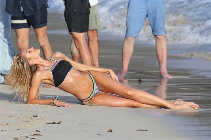 Candice Swanepoel'dan kötü haber!