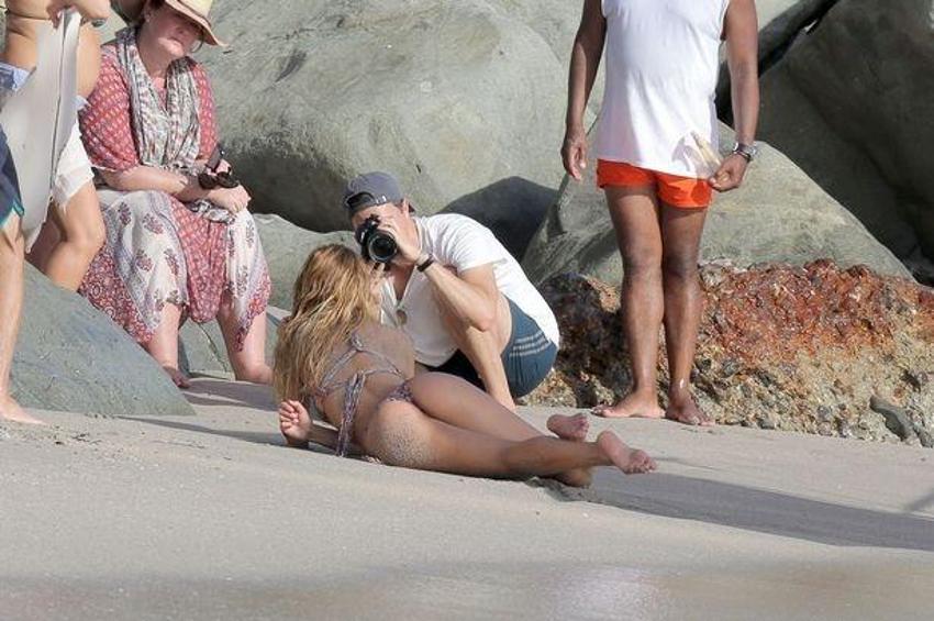 Candice Swanepoel'dan kötü haber!