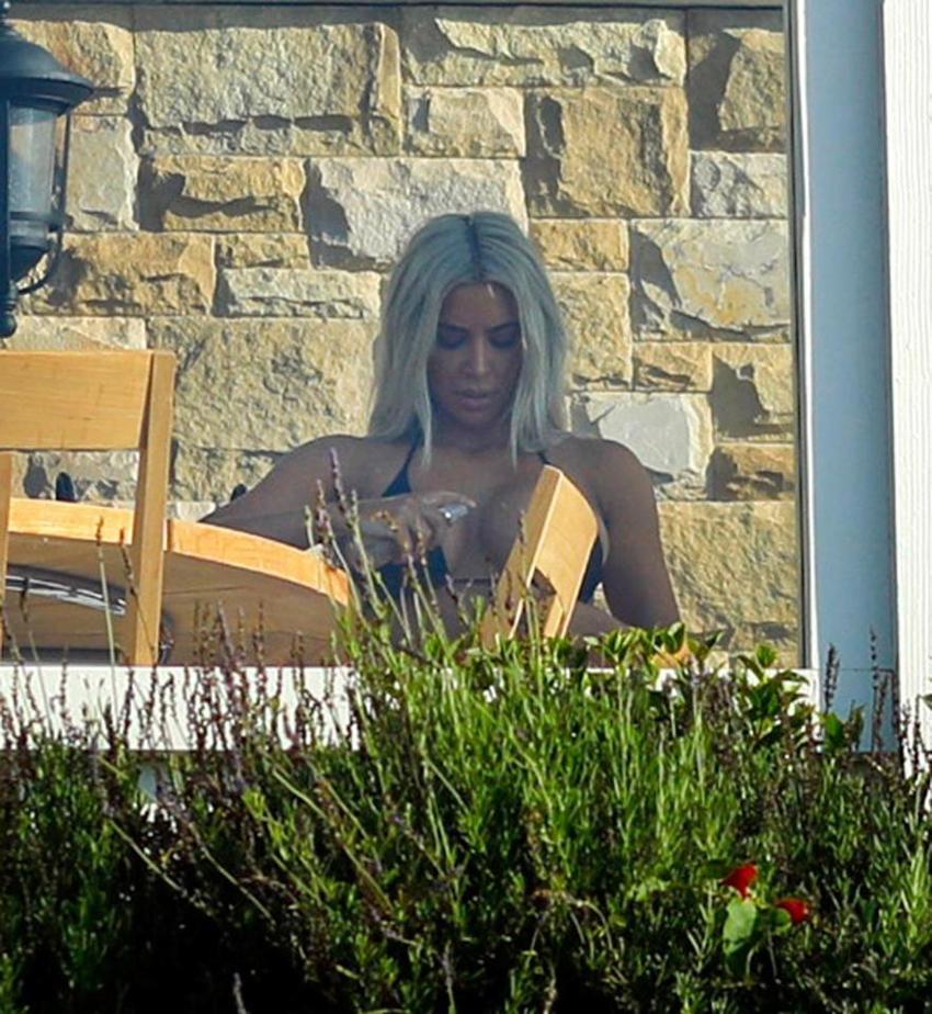 Kim Kardashian'ı gören dönüp bir daha baktı!