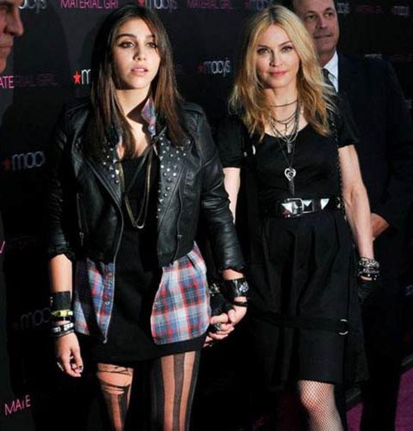 Madonna'nın kızı sosyal medyayı salladı!