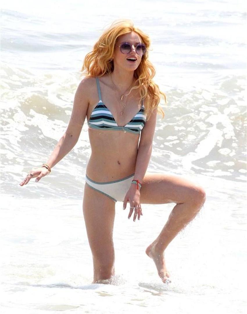 Bella Thorne'dan en cesur veda!