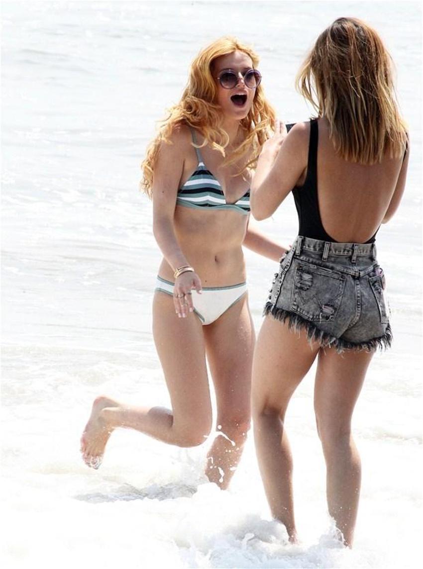 Bella Thorne'dan en cesur veda!