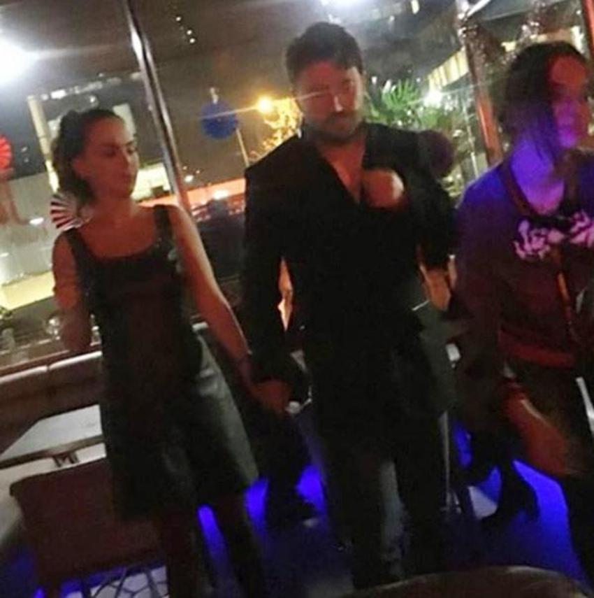 Yeni boşanan Yeliz ve Tolga el ele yakalandı!