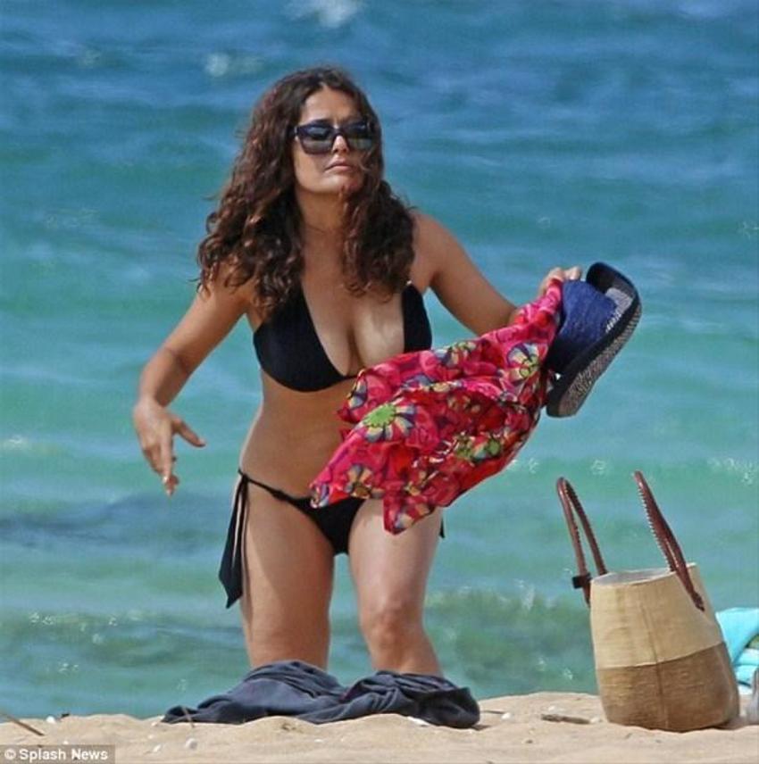 Salma Hayek'ten yürek hoplatan paylaşım!