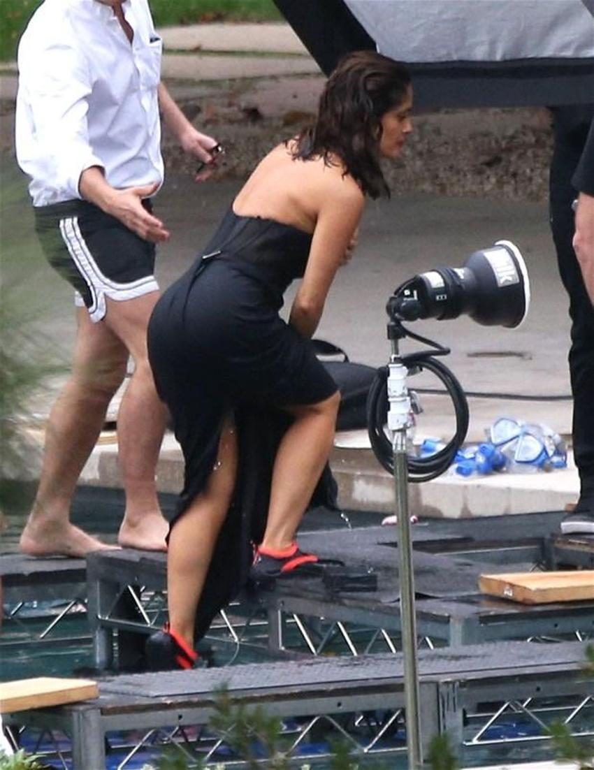 Salma Hayek'ten yürek hoplatan paylaşım!