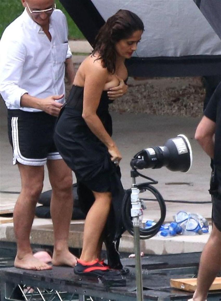 Salma Hayek'ten yürek hoplatan paylaşım!