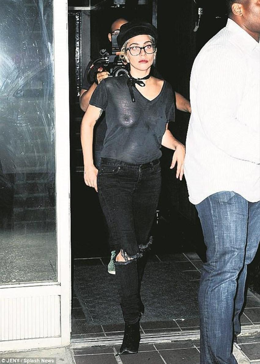 Lady Gaga'dan yürek hoplatan mesaj!
