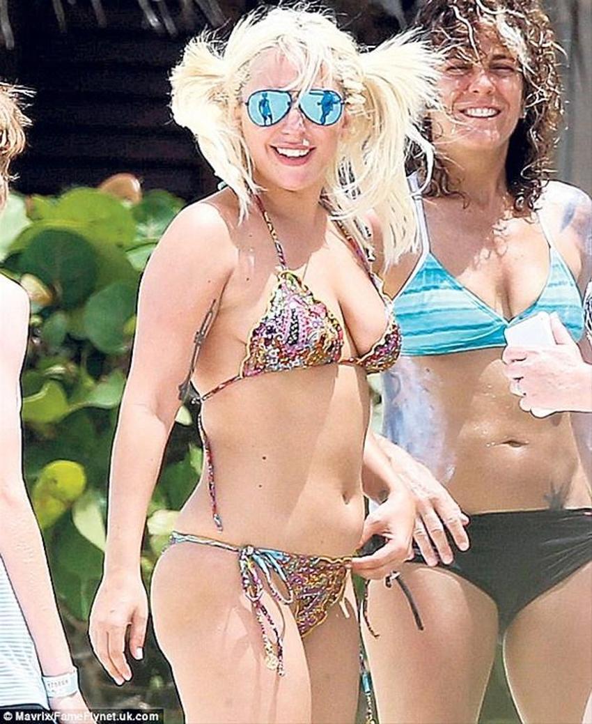 Lady Gaga'dan yürek hoplatan mesaj!