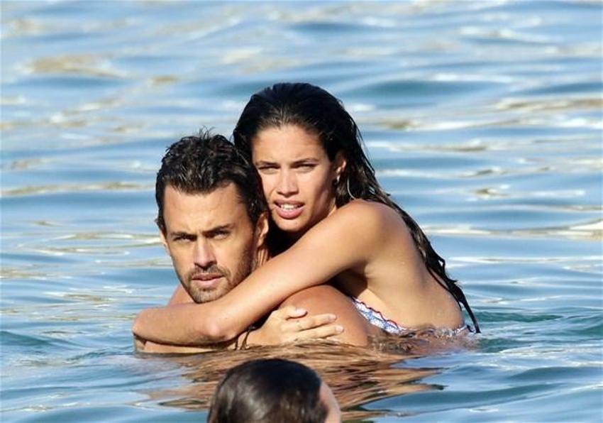 Sara Sampaio 'aşk ' tatilini uzattı!