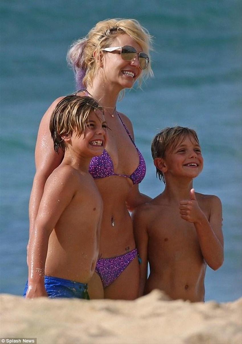 Britney Spears'ı gören dönüp bir daha baktı!