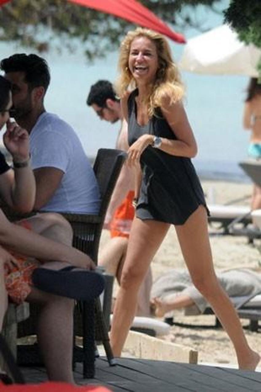 'Bir daha evlenmem' diyen Burcu Esmersoy bakın kimle evleniyor?