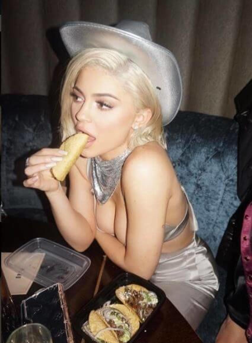 Hamile olan Kylie'nin bebeği nerede?