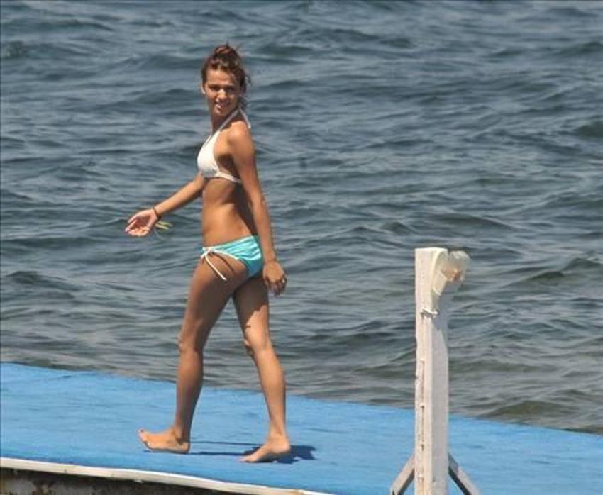 Ceyda Ateş bir bir paylaştı!