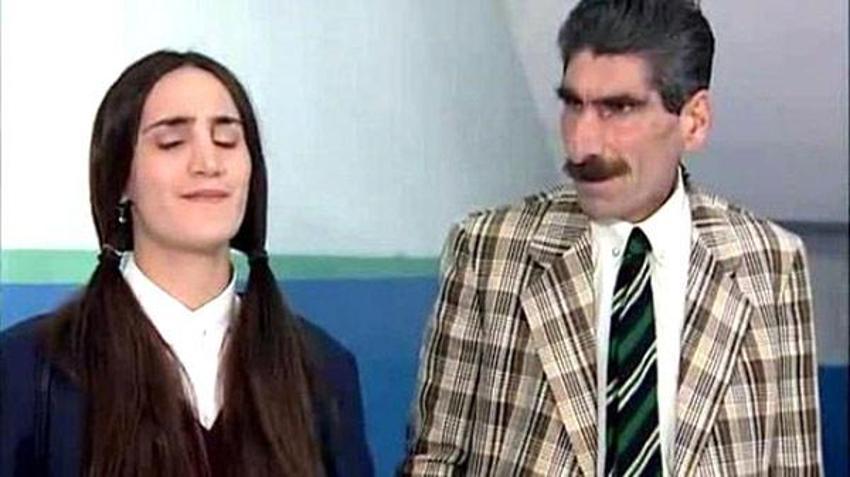 Ünlü şarkıcıdan büyük ayıp: O kim ya?