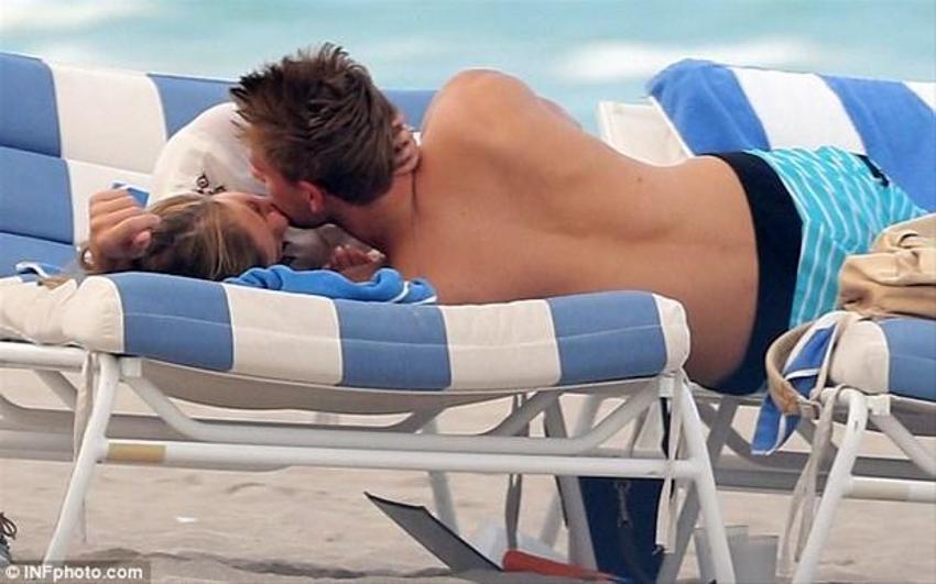 Nina Agdal'ı 'kilolu' diye geri çevirdiler!