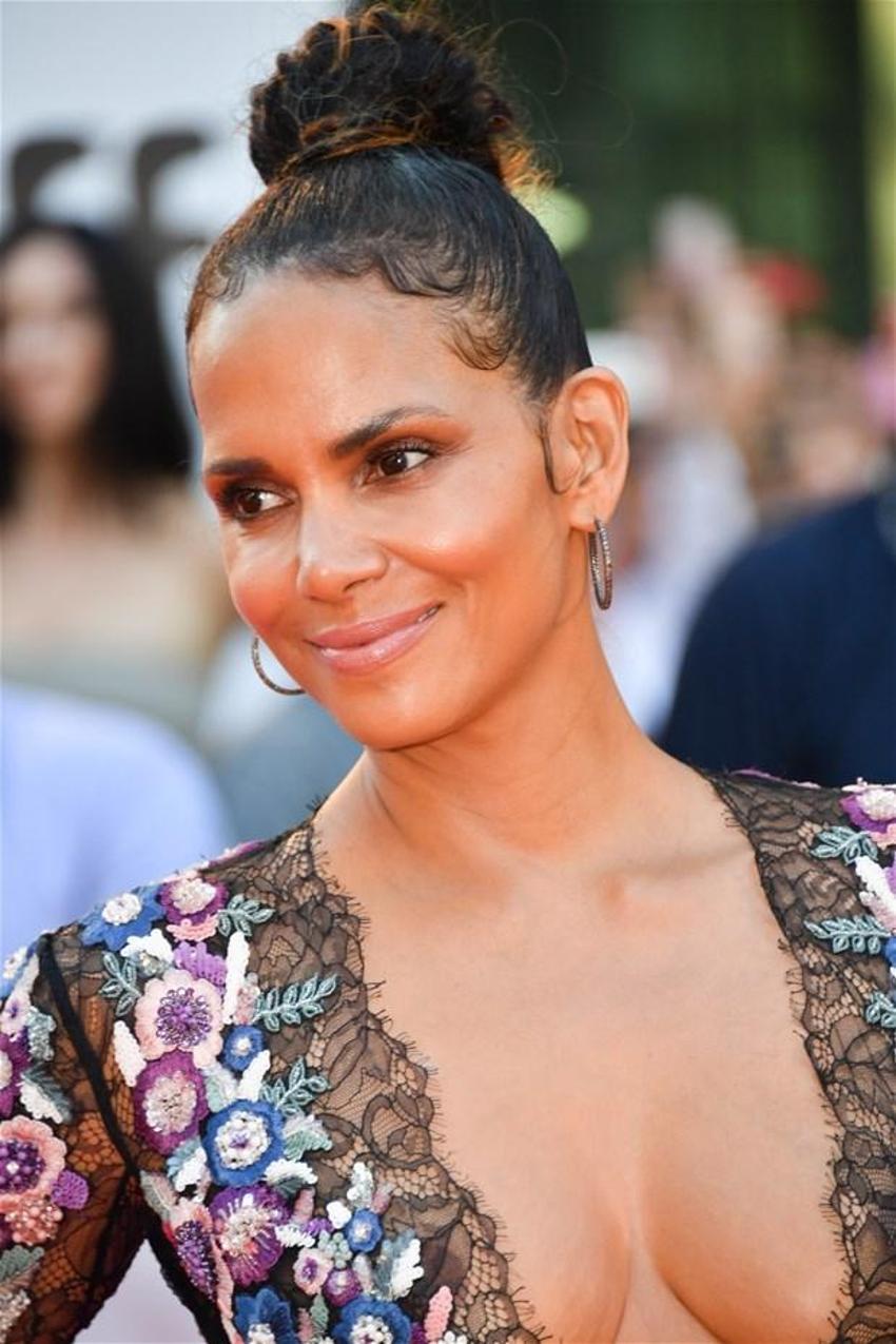 Halle Berry'den 'yürek isteyen' hareket!