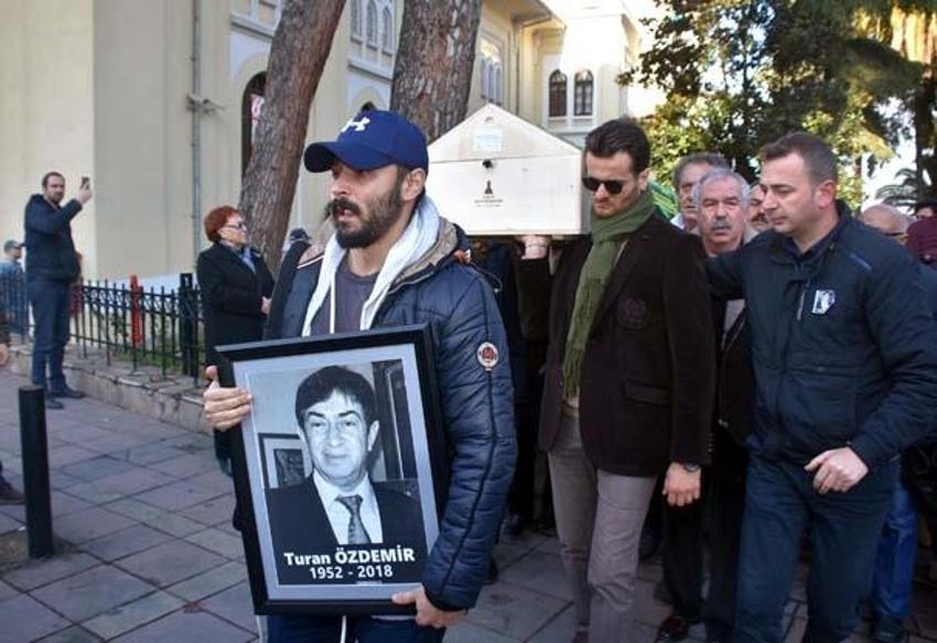 Turan Özdemir'e son veda!
