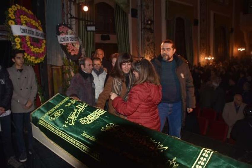 Turan Özdemir'e son veda!