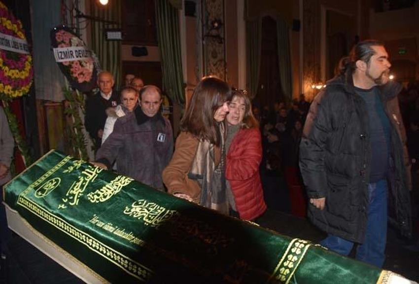 Turan Özdemir'e son veda!