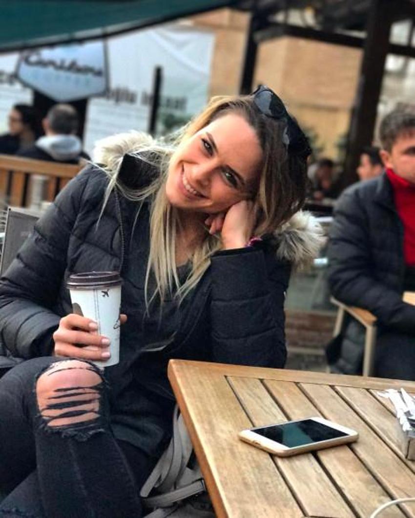Acun bombayı patlattı! Survivor'ın en güzeli...