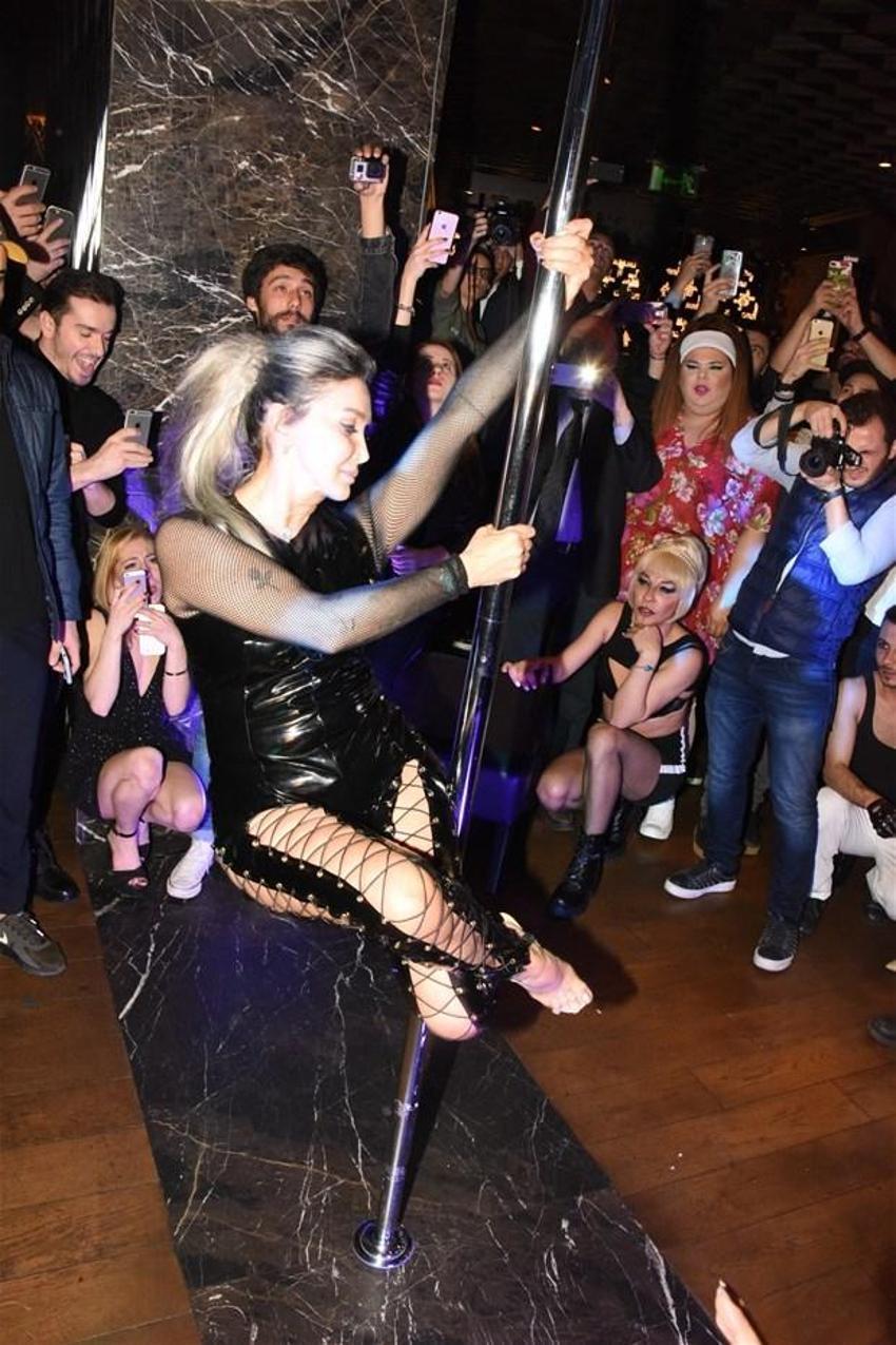 Yonca Evcimik: 20'lik kızlara taş çıkartırım!