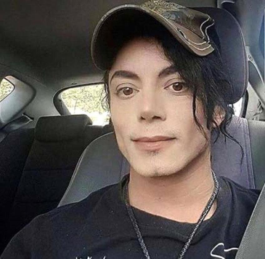 Dünya şokta! Michael Jackson yaşıyor mu?