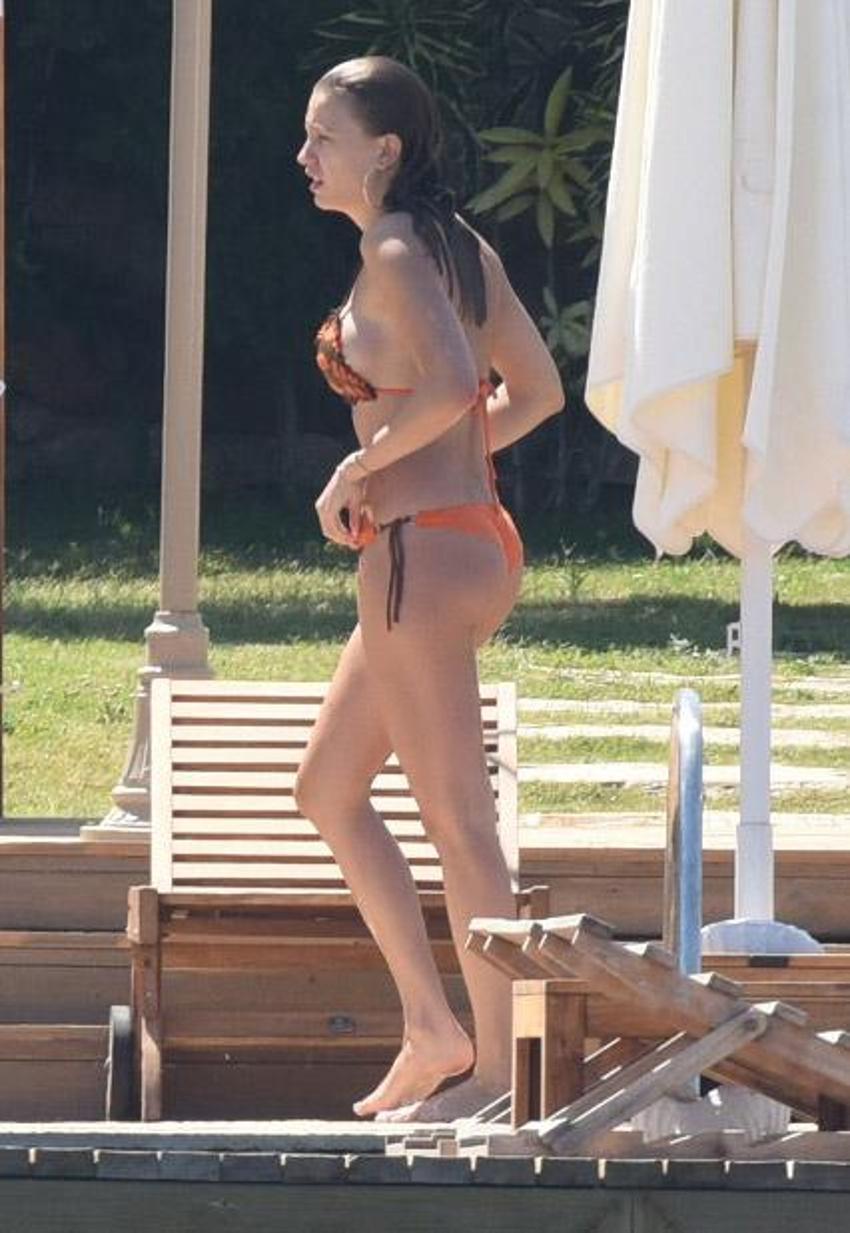Serenay Sarıkaya Türkiye'den gidiyor! İşte nedeni...