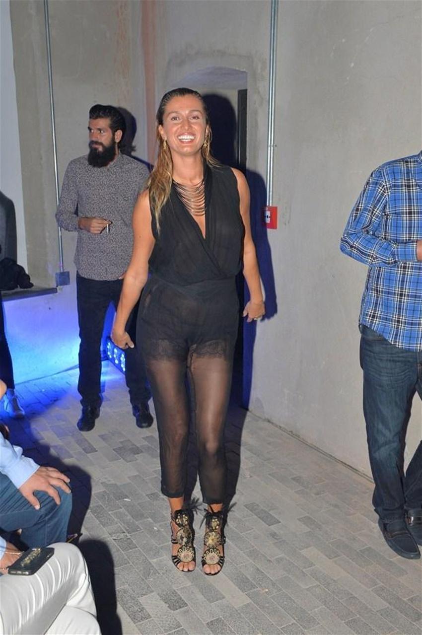 'Birbirinden habersiz iki aşık'