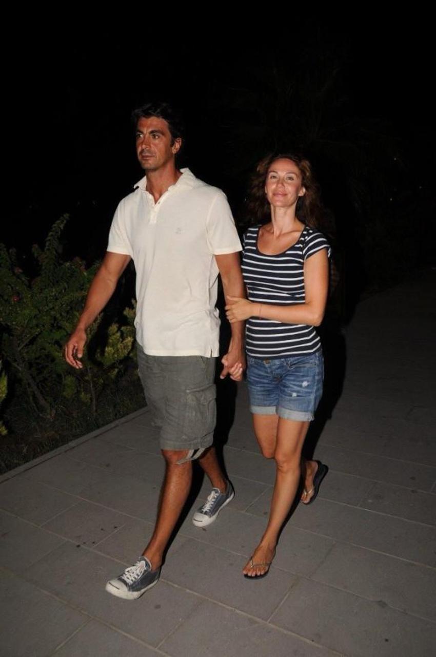 Bomba iddia! Boşanmayı Meryem Uzerli ile kutladı...