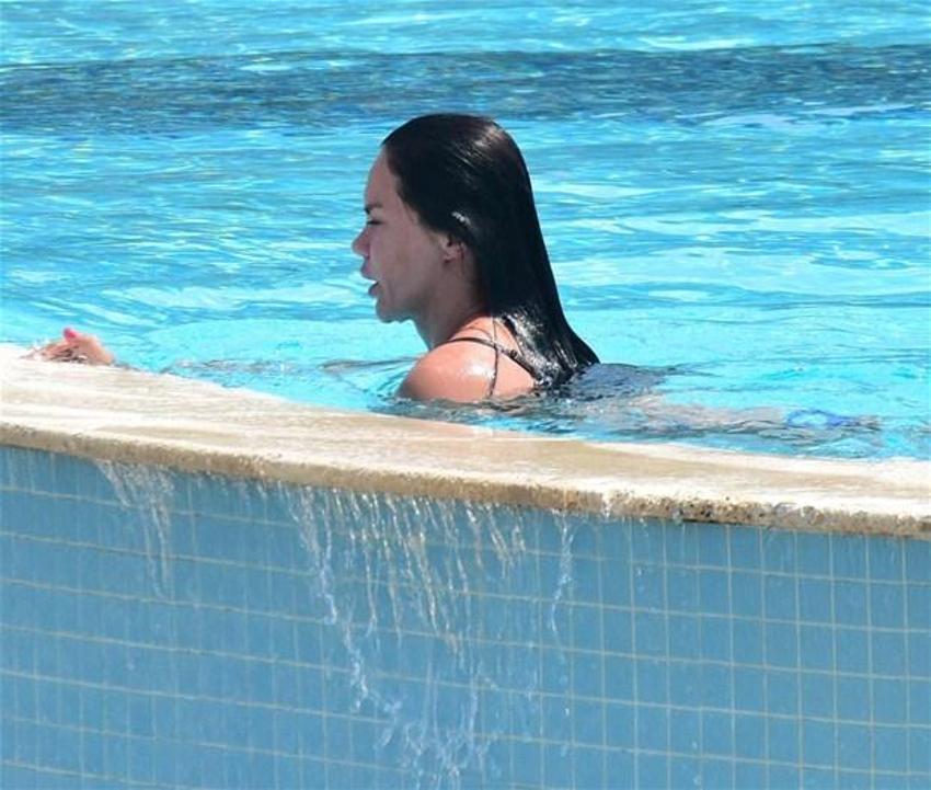 Ebru Şallı'dan flaş itiraf: Ona haftada iki gün...