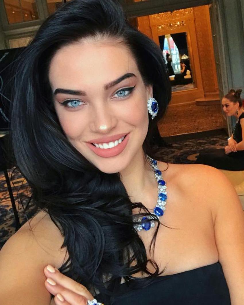 Adriana Lima'yı unutturan Rus güzel: Dasha Kina