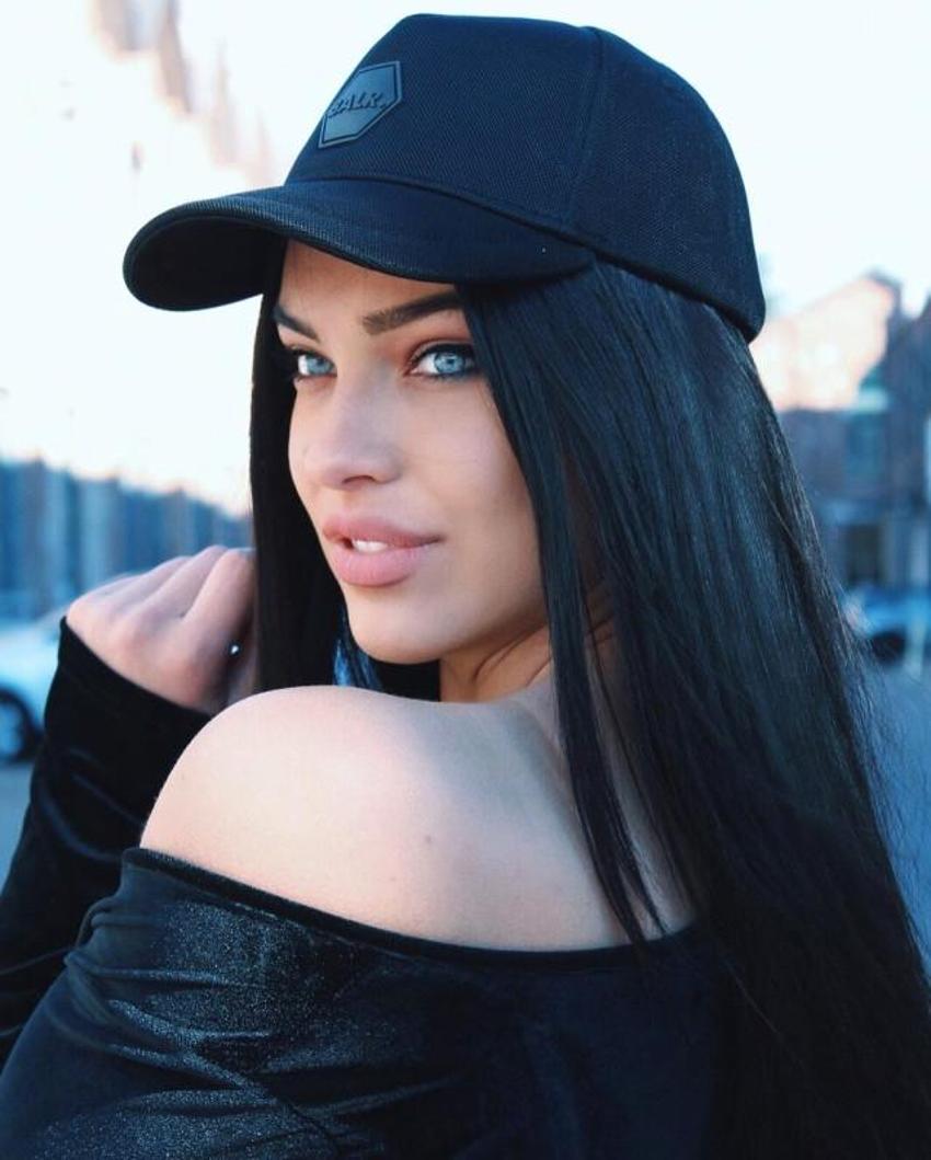 Adriana Lima'yı unutturan Rus güzel: Dasha Kina
