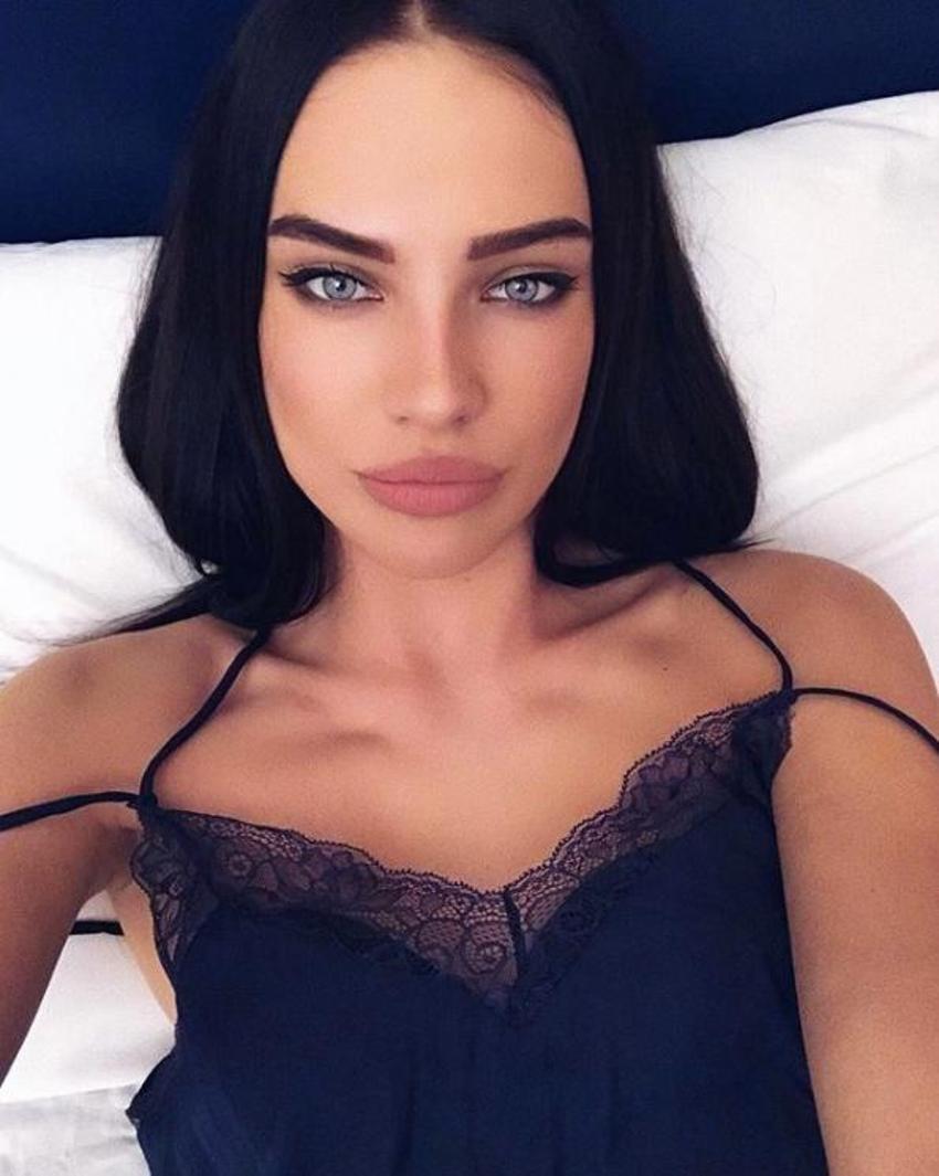 Adriana Lima'yı unutturan Rus güzel: Dasha Kina