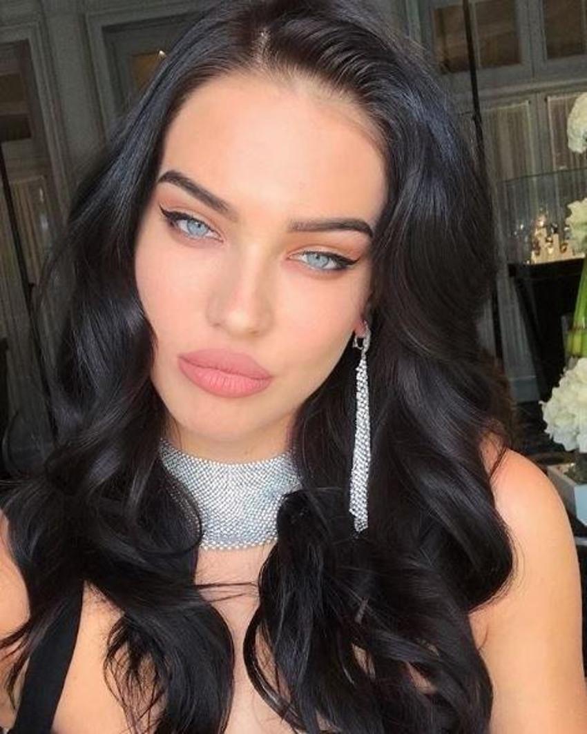 Adriana Lima'yı unutturan Rus güzel: Dasha Kina