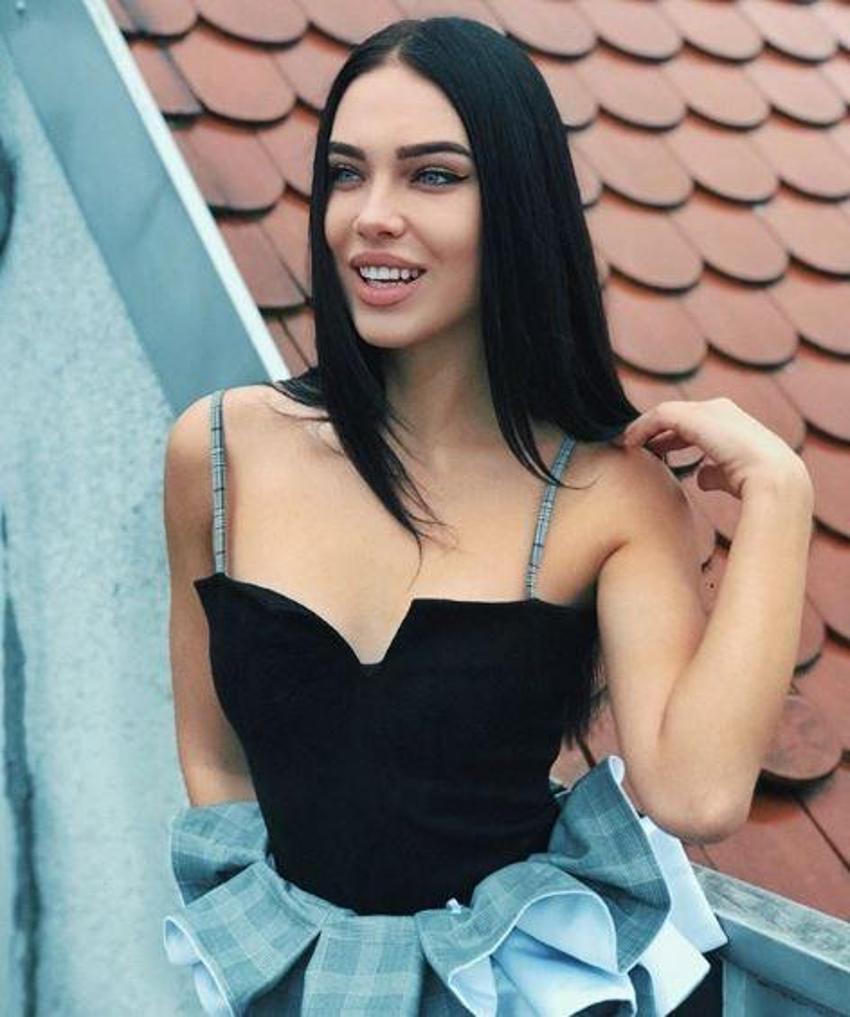 Adriana Lima'yı unutturan Rus güzel: Dasha Kina